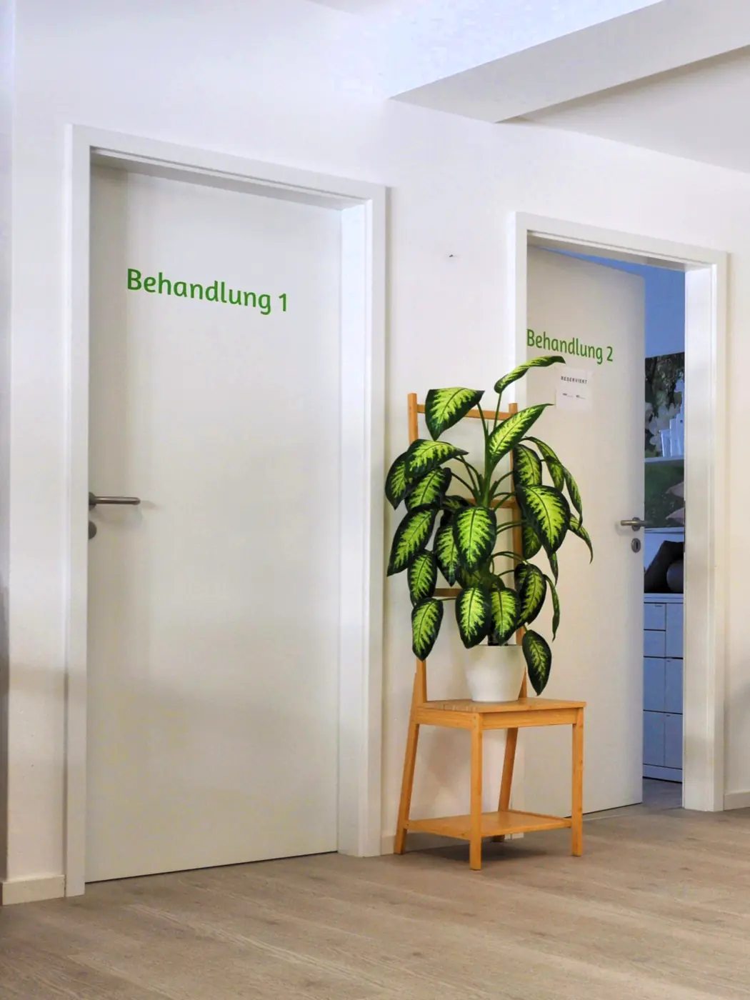 Behandlungsräume 1 und 2 der Praxis Handarbeit